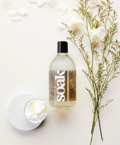 Płyn do prania bielizny Soak Lacey 375 ml