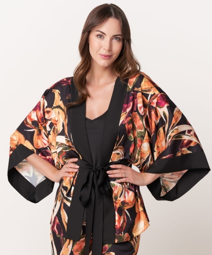 Kimono Endorfinella Darling Czarna monstera satynowe