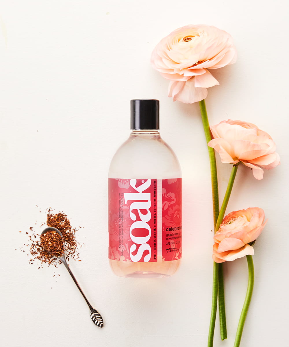 Płyn do prania bielizny Soak Celebration 375 ml