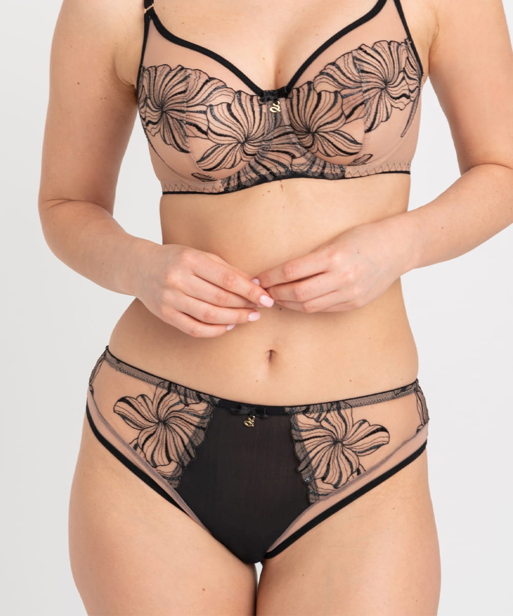 Figi tanga Samanta Roma M300 tattoo