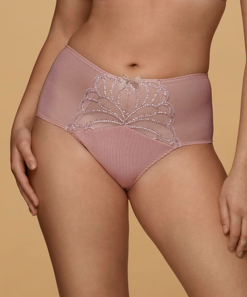 Figi Dalia Quinn z wysokim stanem maxi róż